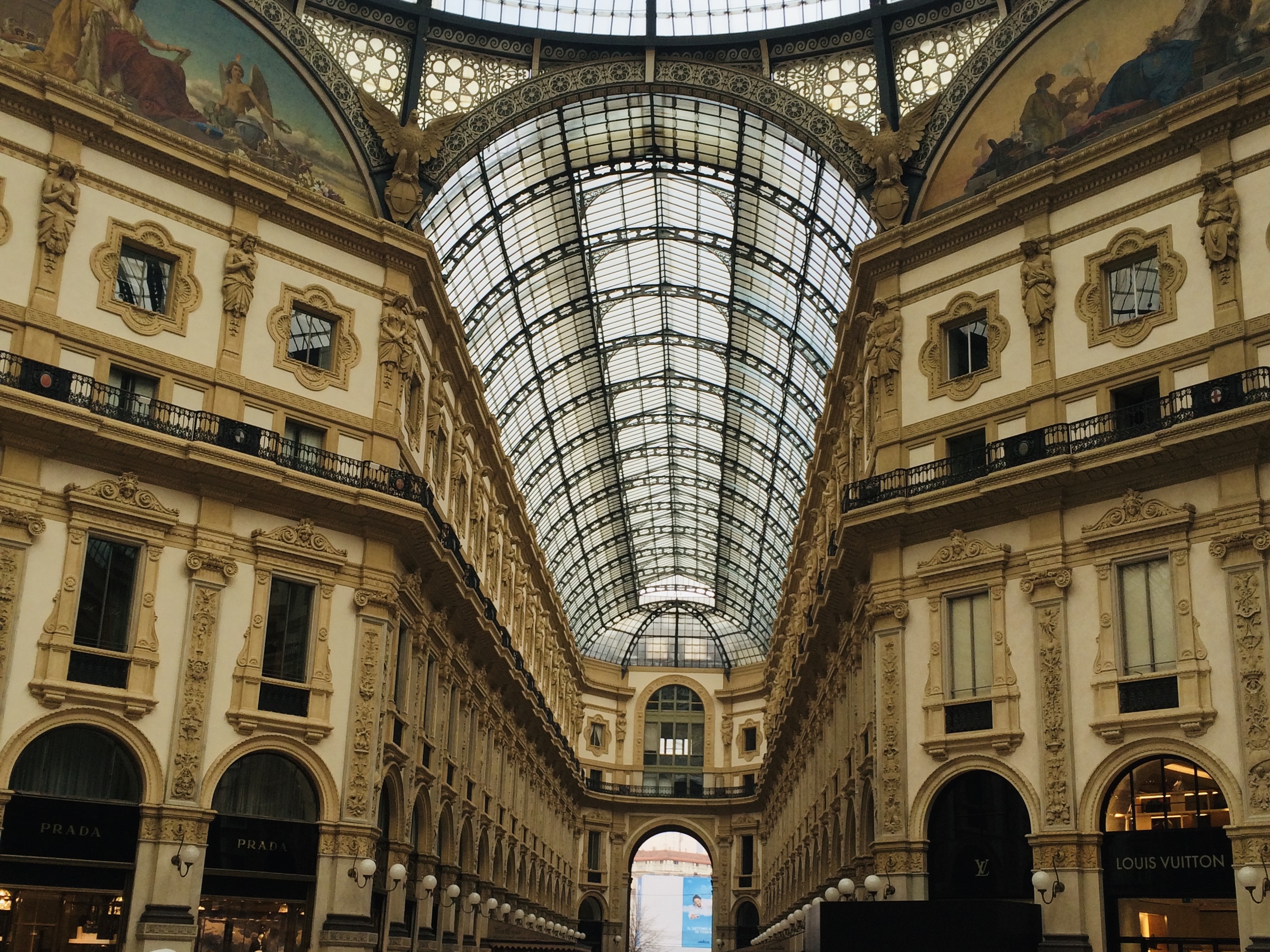 ガッレリア 内観4（天井モザイク装飾）